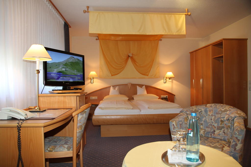 Hotel Anika Neuenburg am Rhein Chambre photo