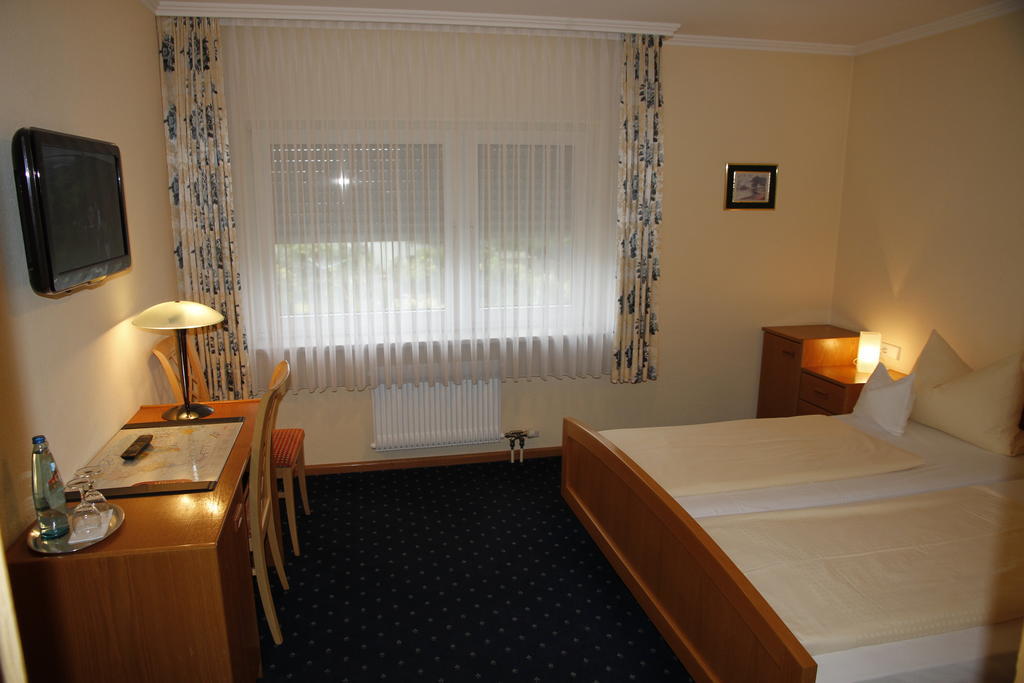 Hotel Anika Neuenburg am Rhein Chambre photo