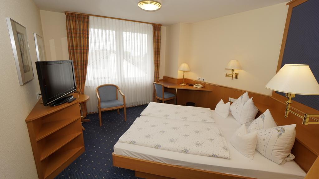 Hotel Anika Neuenburg am Rhein Extérieur photo